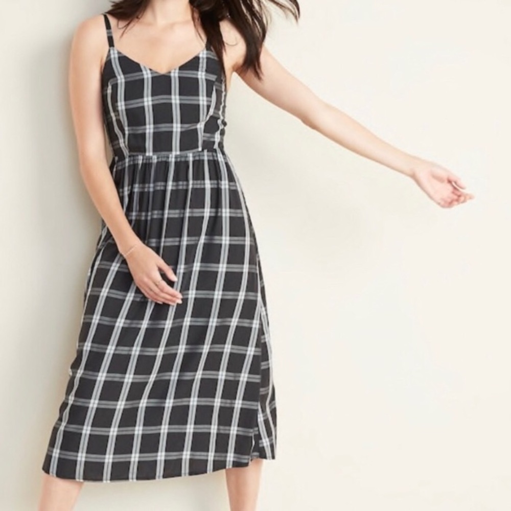 Old Navy Cami Fit and Flare Black Plaid Dress